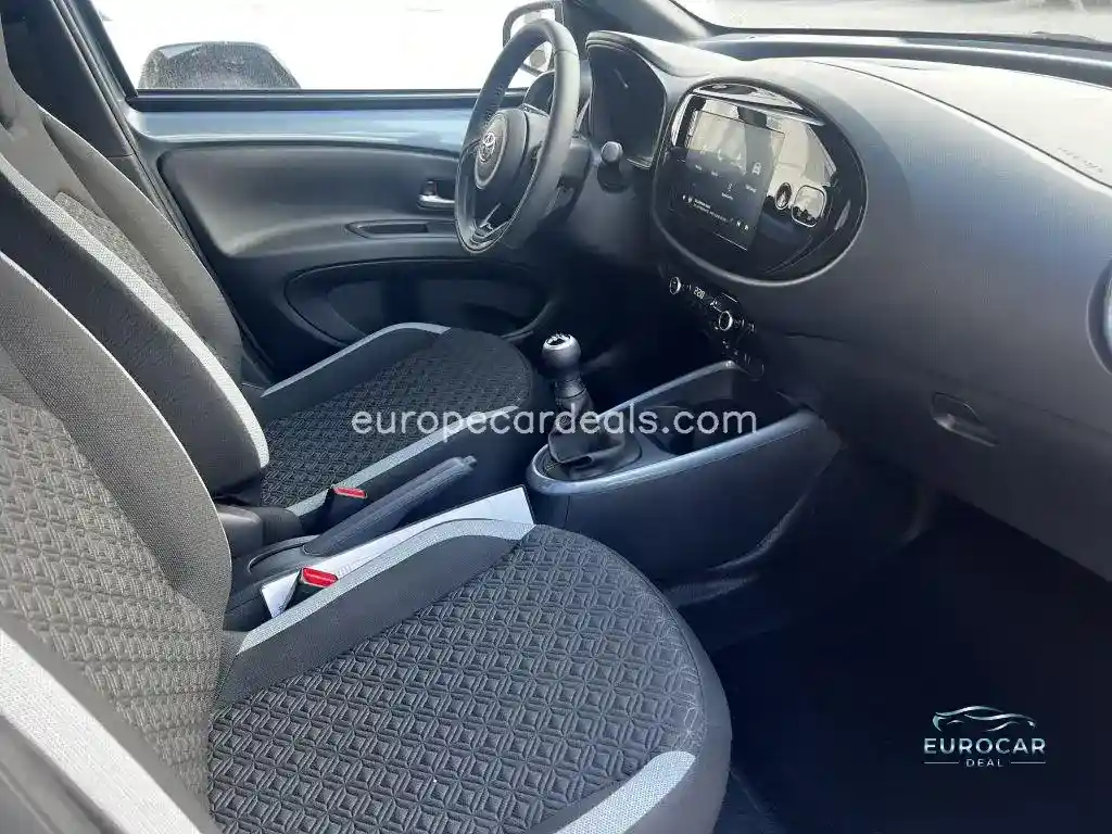 Toyota Aygo (X)