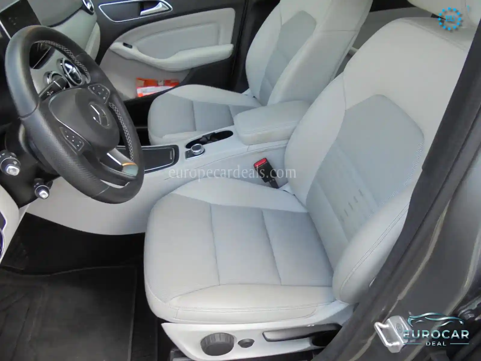 Mercedes-Benz B 220