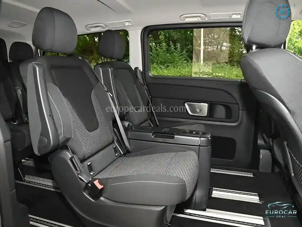 Mercedes-Benz V 250