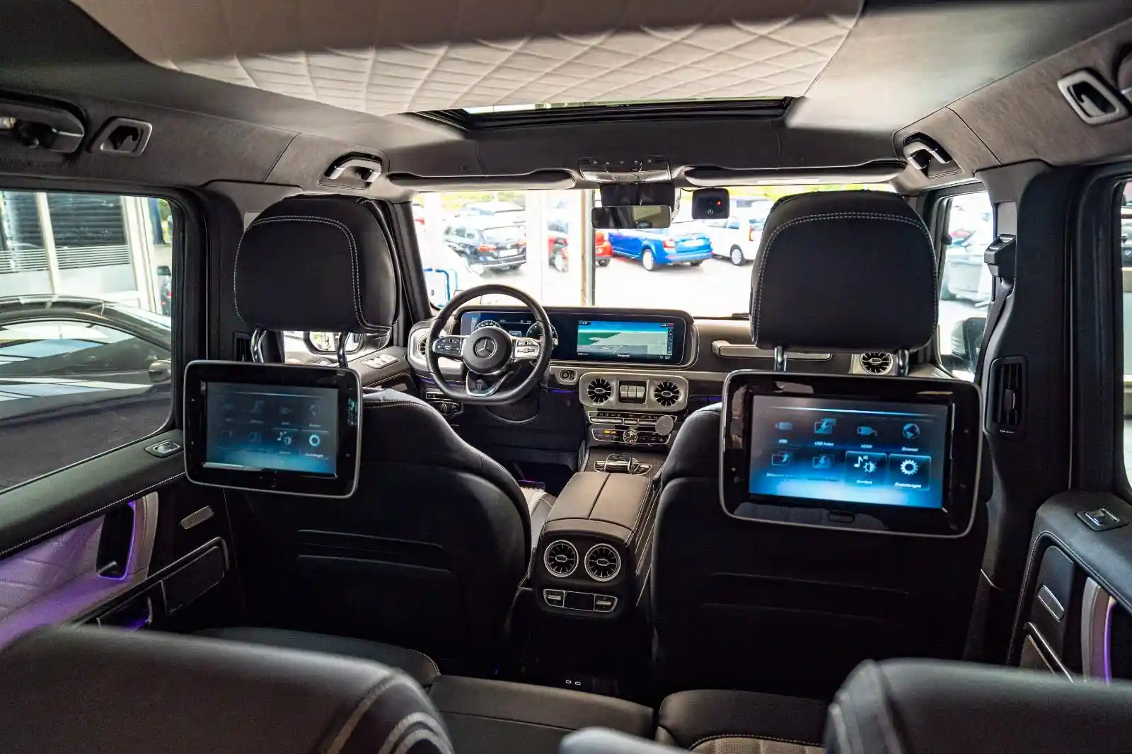 Mercedes-Benz G 500