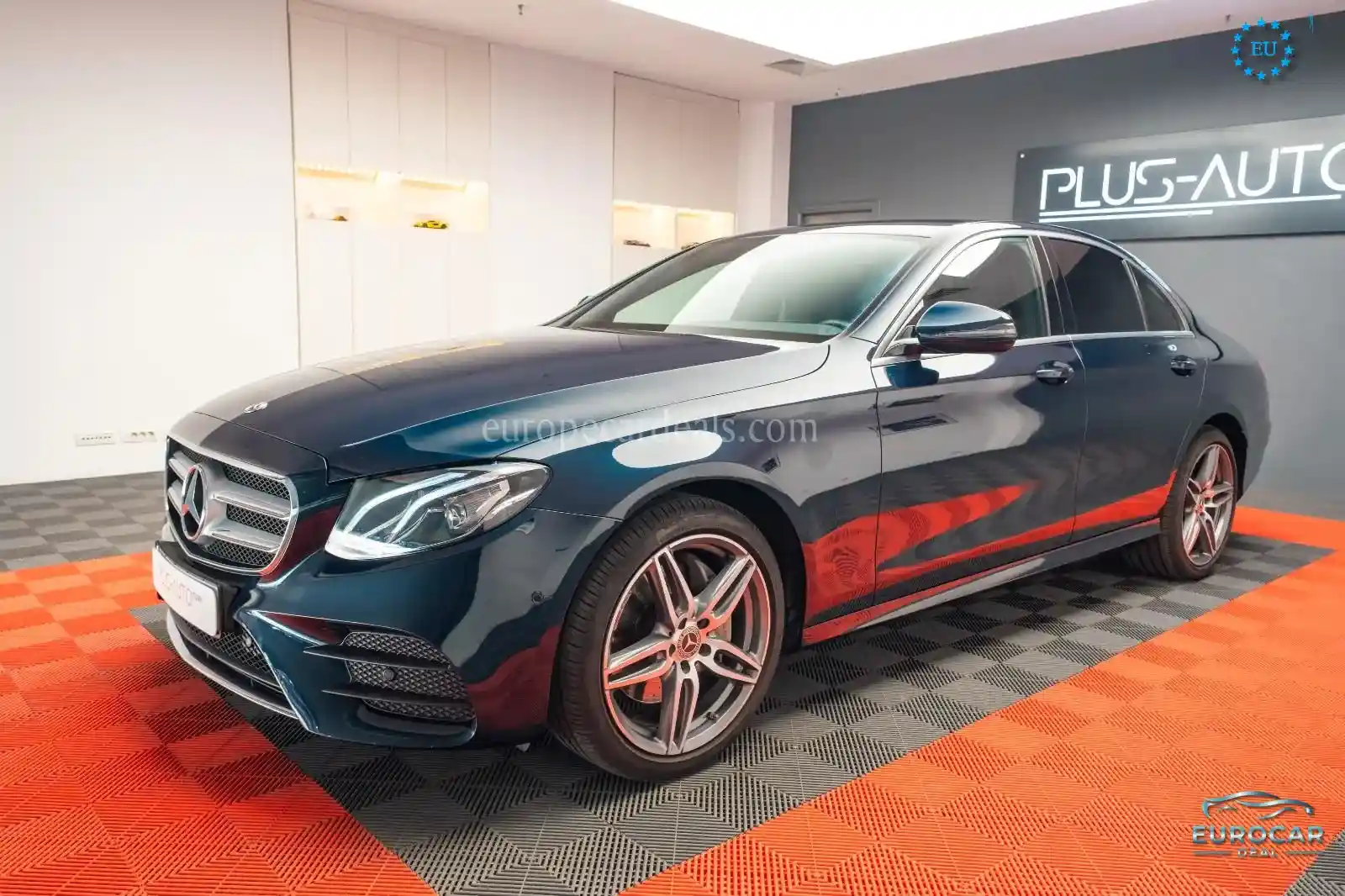 Mercedes-Benz E 200