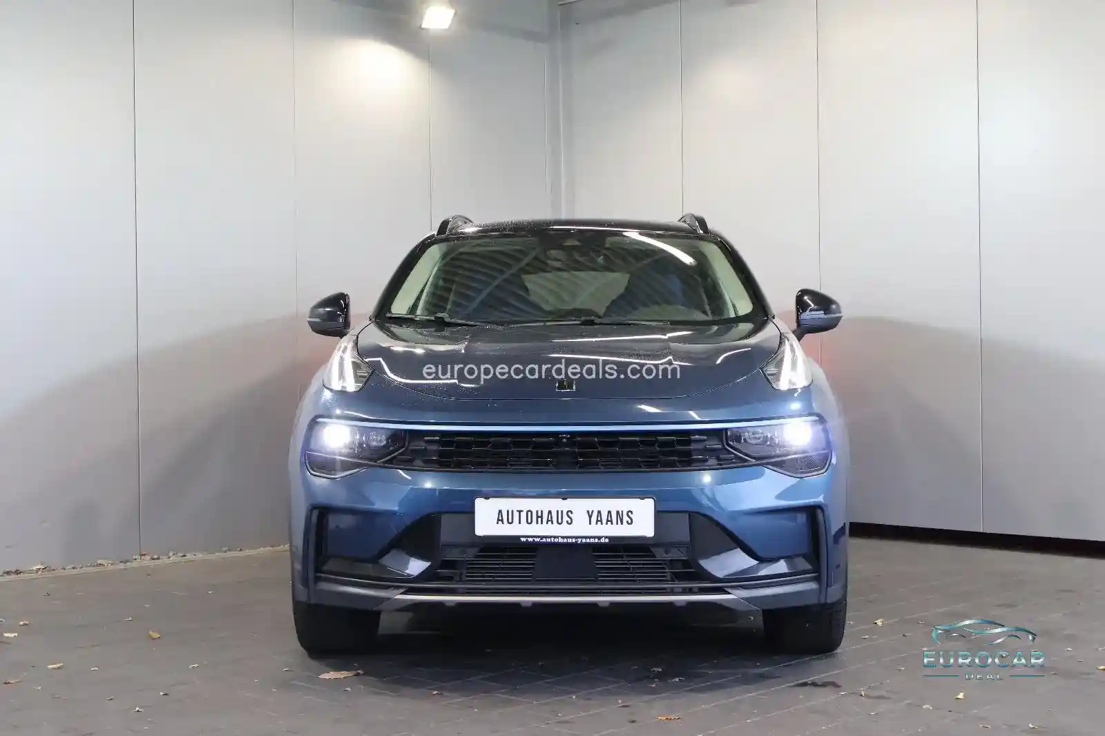 Lynk&Co 01