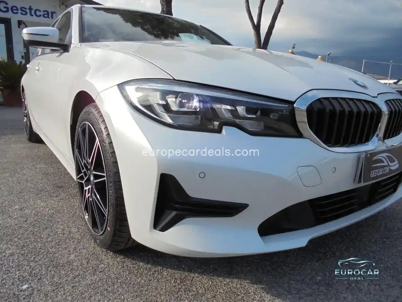 BMW 320
