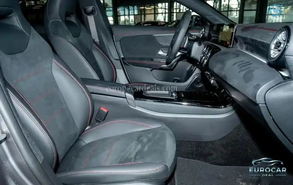 Mercedes-Benz CLA 180
