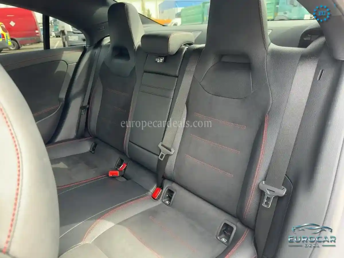 Mercedes-Benz CLA 220