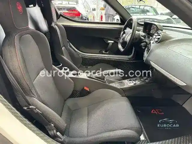 Alfa Romeo 4C