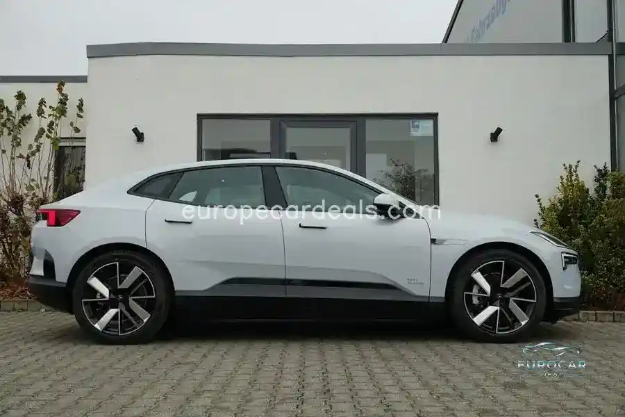 Polestar 4