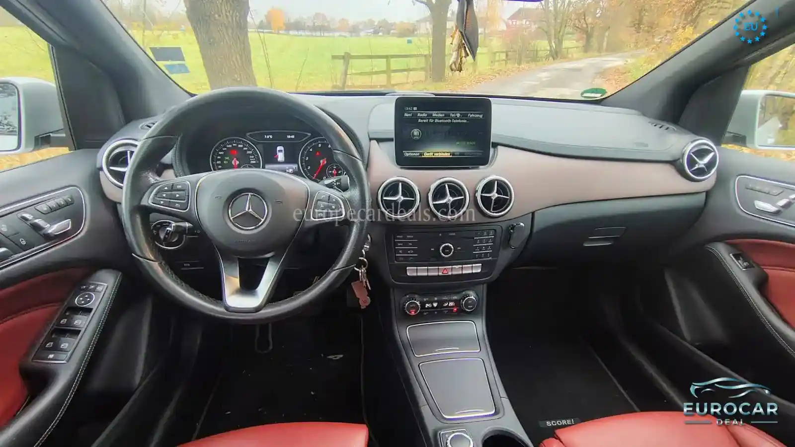 Mercedes-Benz B 220