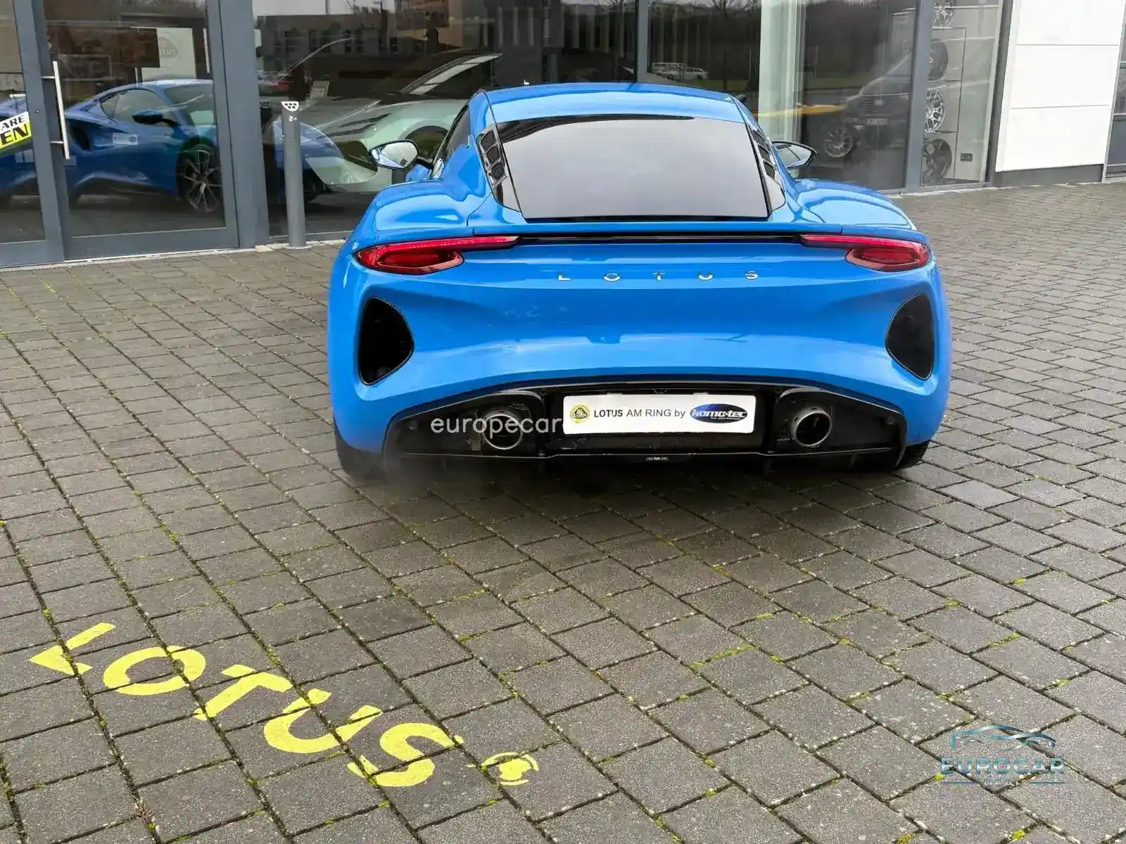 Lotus Emira