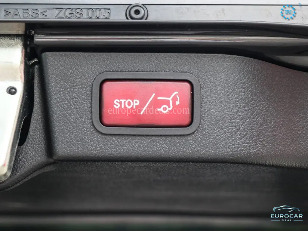 Mercedes-Benz V 220