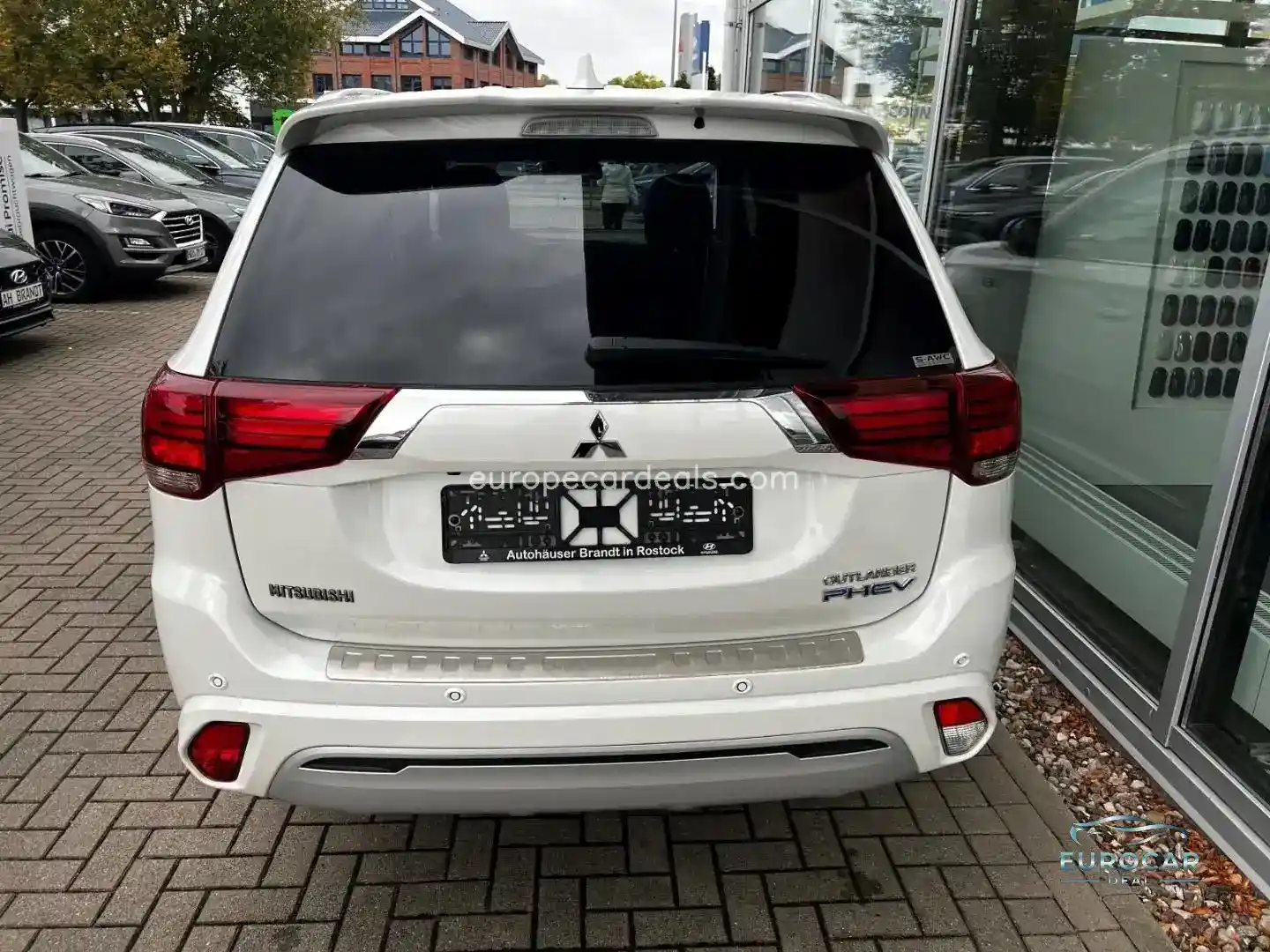 Mitsubishi Plug-in Hybrid Outlander