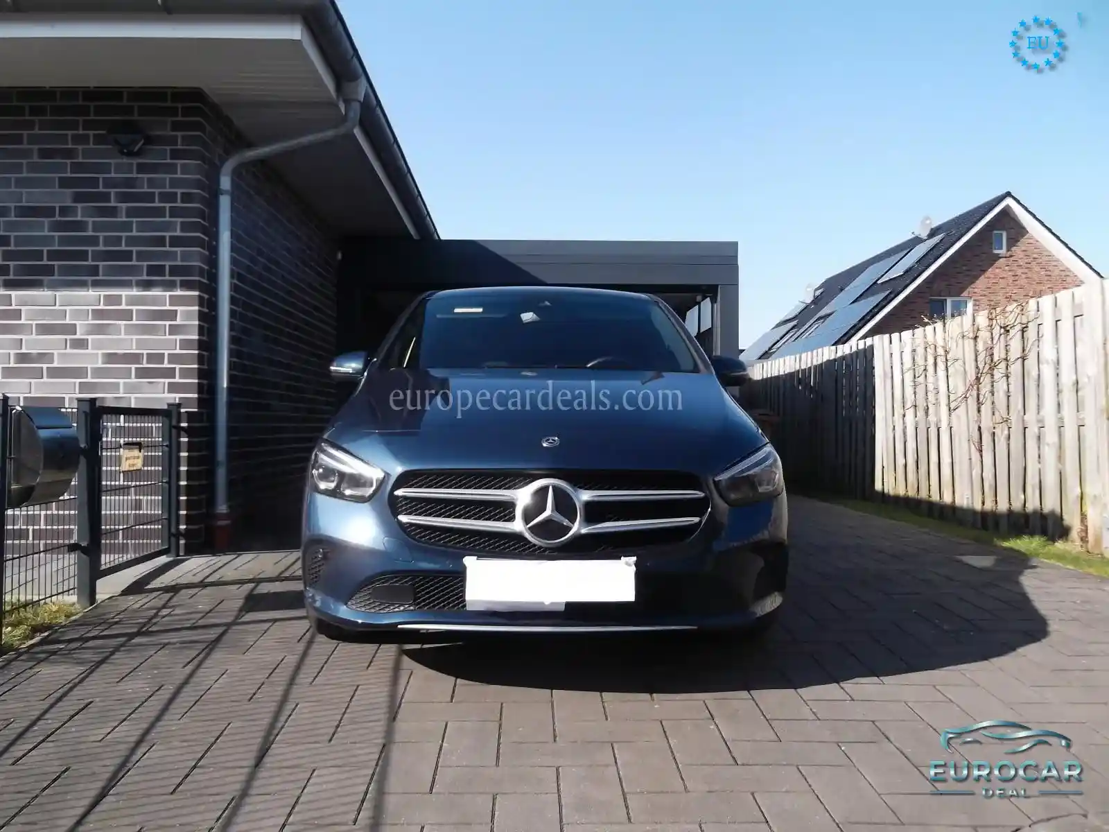 Mercedes-Benz B 180