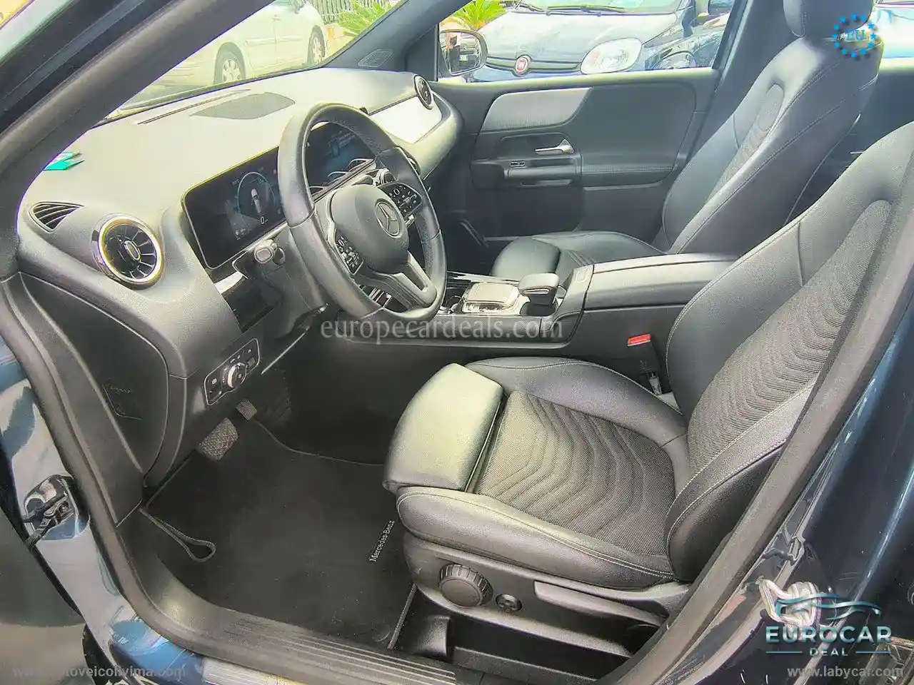 Mercedes-Benz B 180
