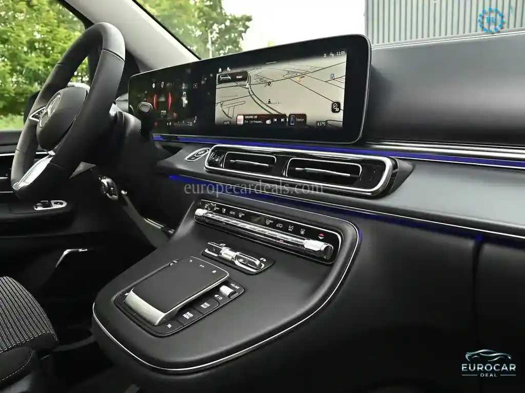 Mercedes-Benz V 250