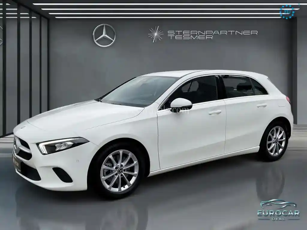 Mercedes-Benz A 220