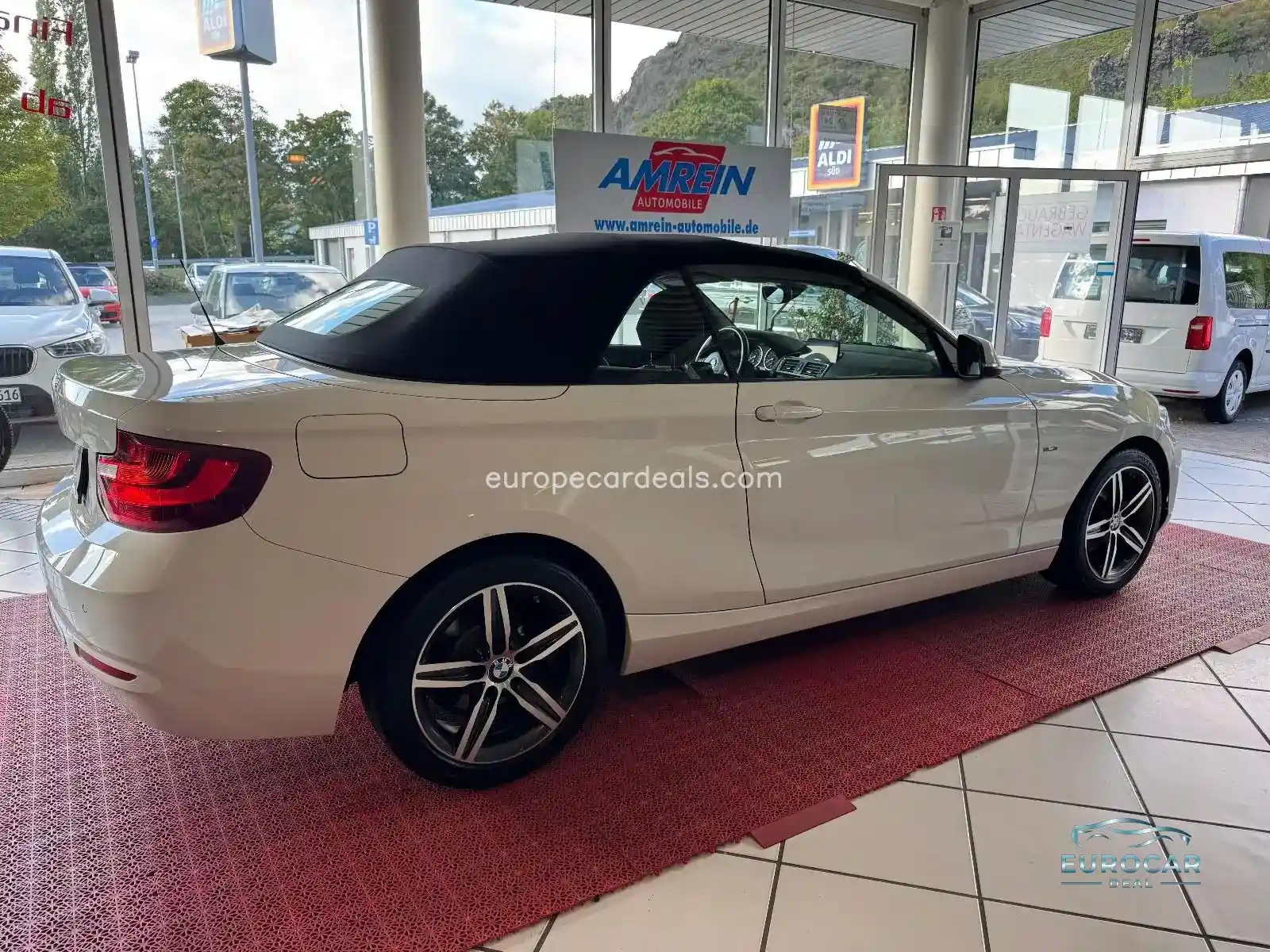 BMW 218