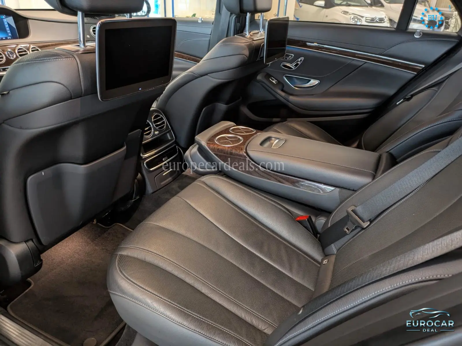 Mercedes-Benz S 560