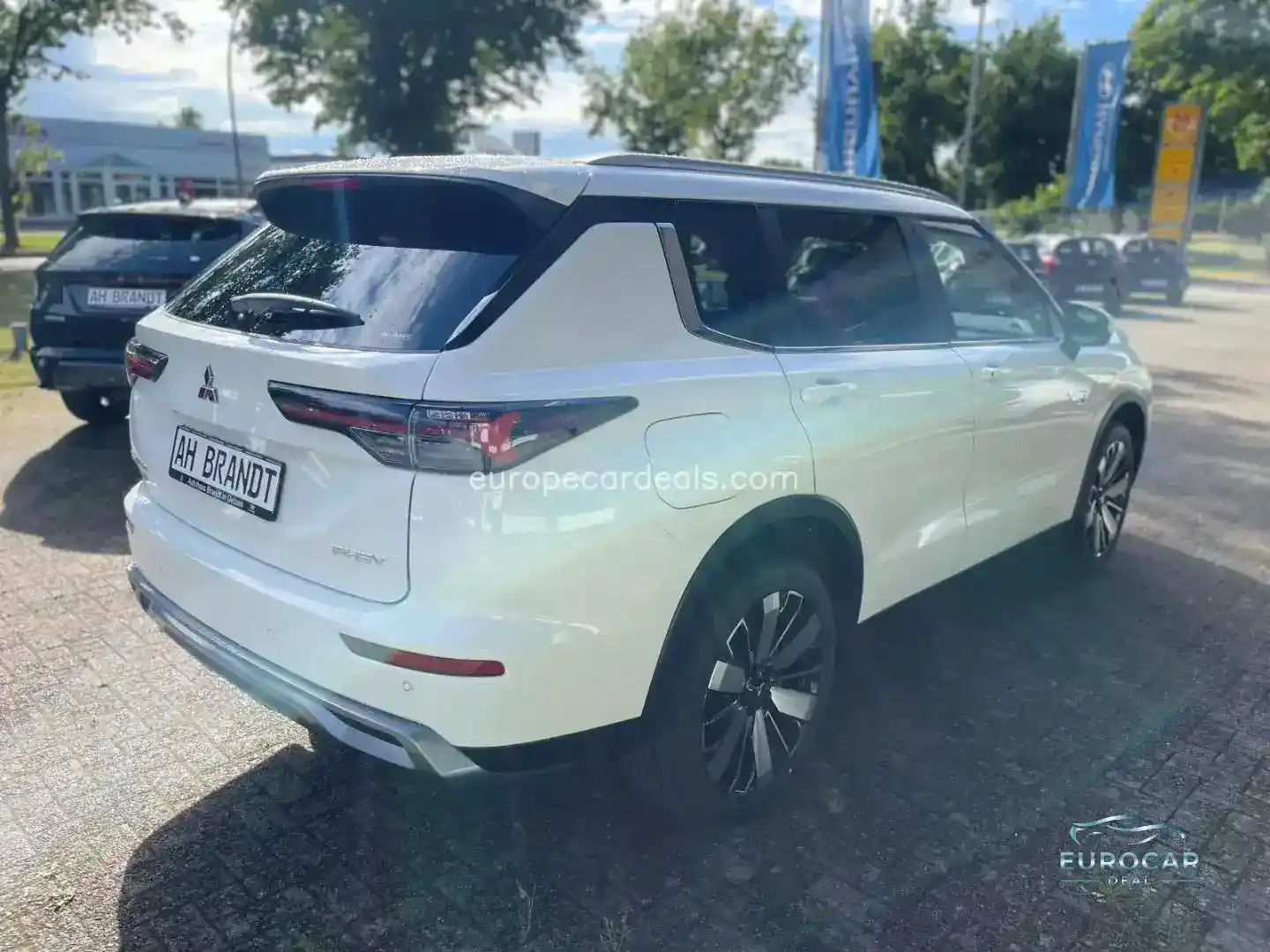 Mitsubishi Plug-in Hybrid Outlander