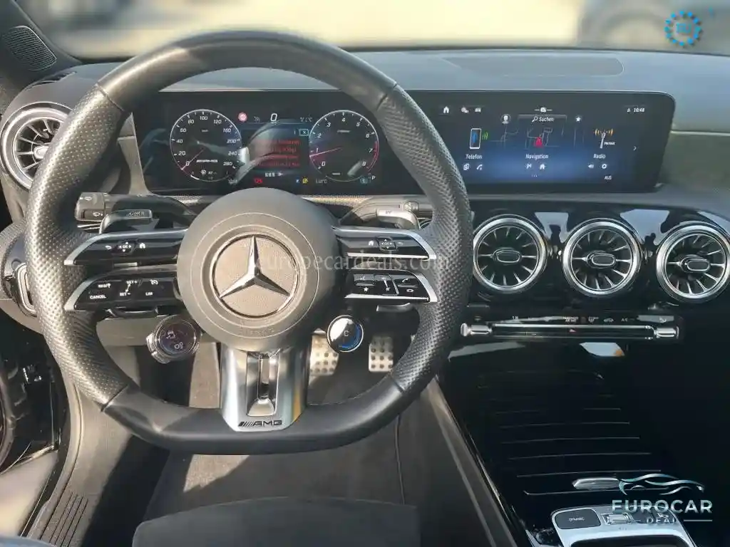 Mercedes-Benz A 35 AMG