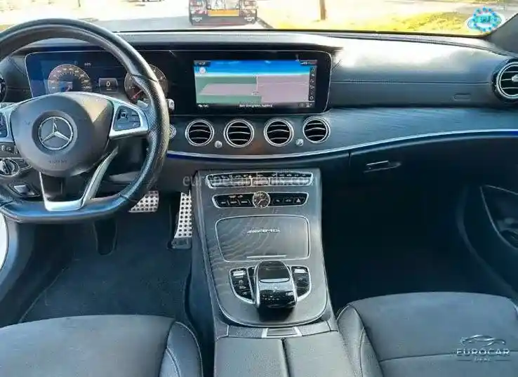Mercedes-Benz E 250