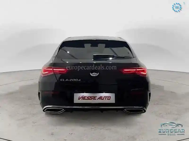 Mercedes-Benz CLA 200 Shooting Brake