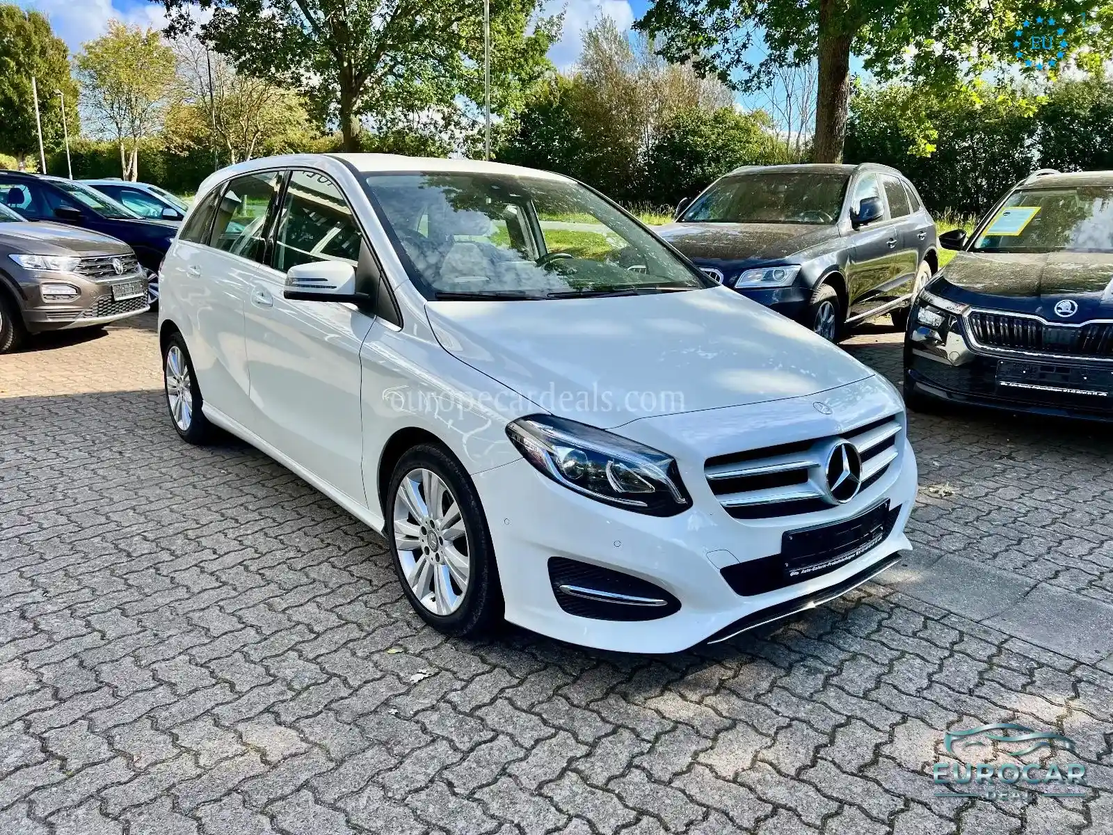 Mercedes-Benz B 180