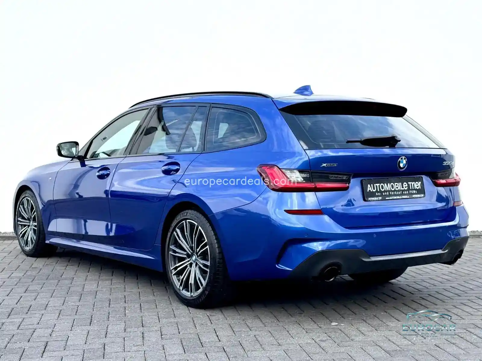 BMW 330
