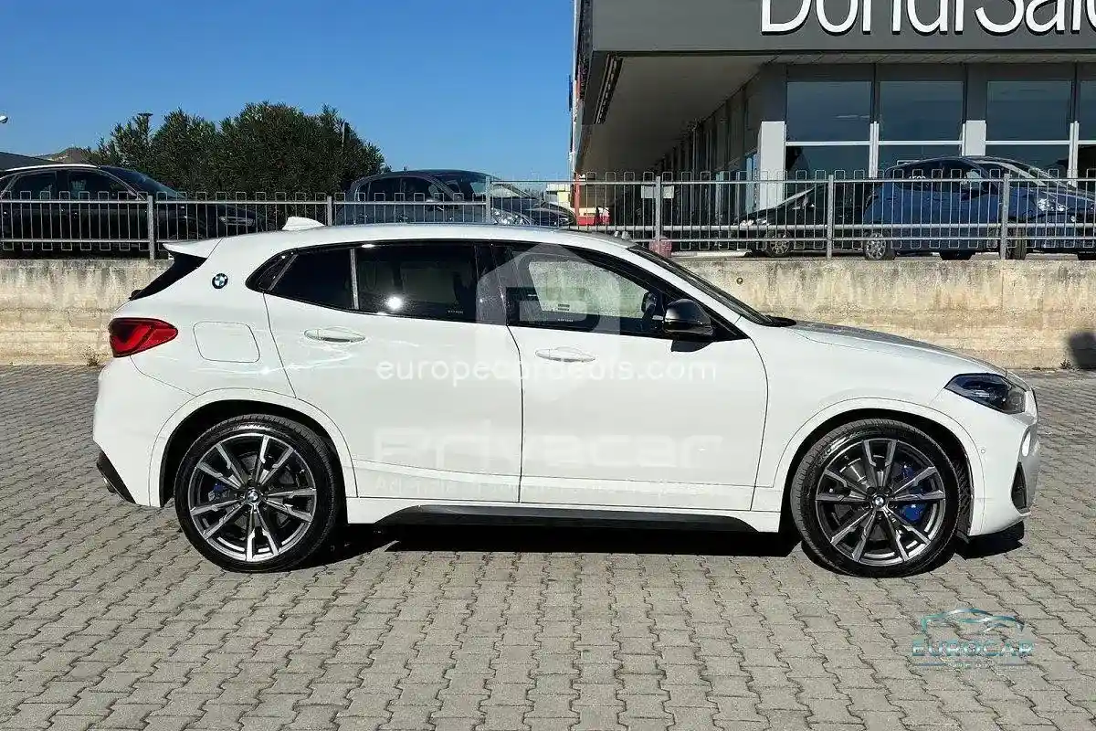 BMW X2