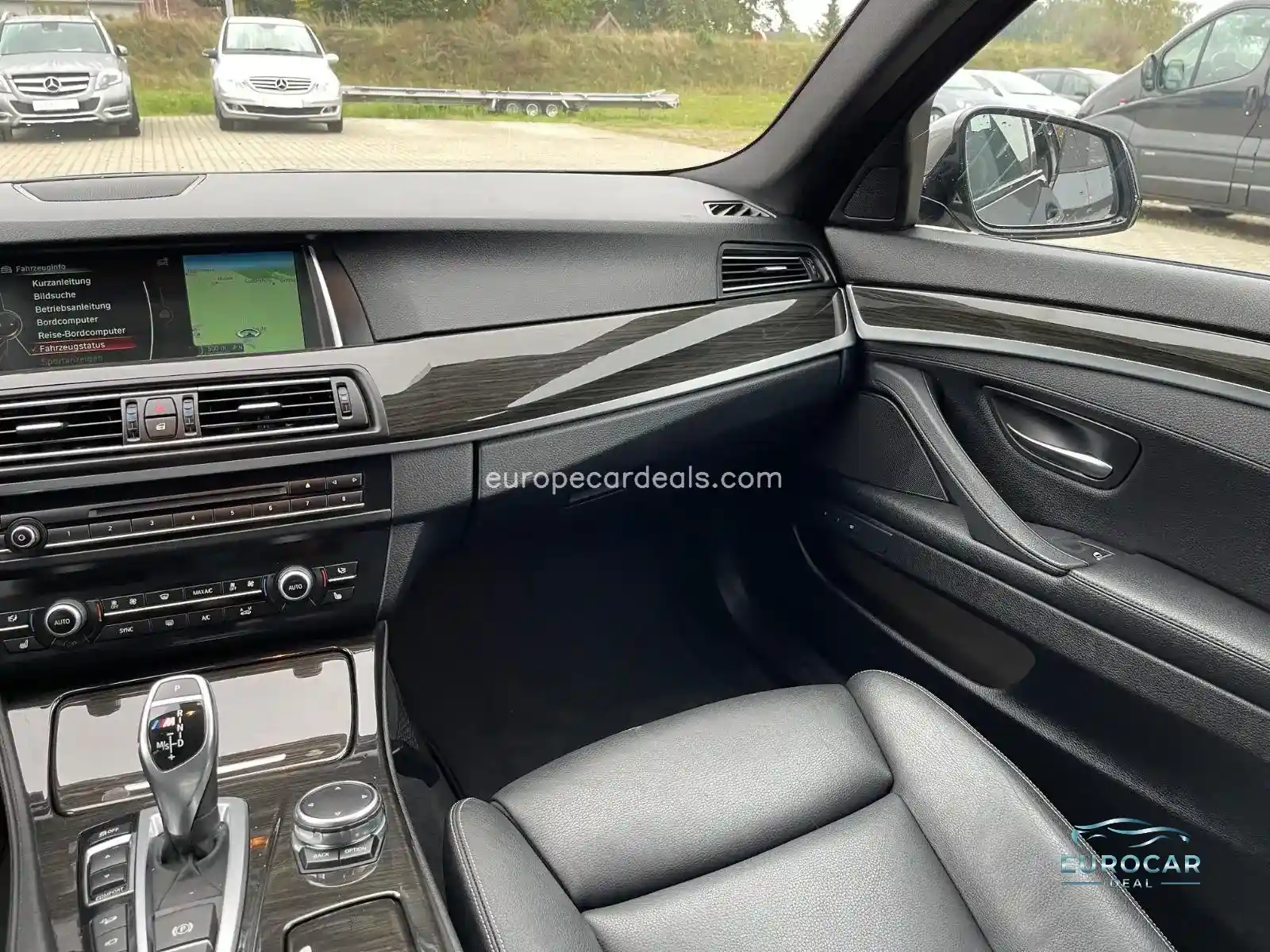 BMW M550