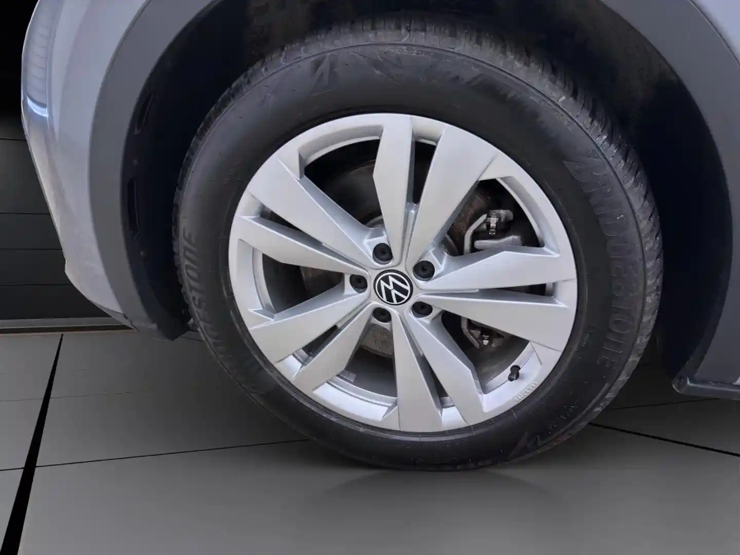 Volkswagen ID.5