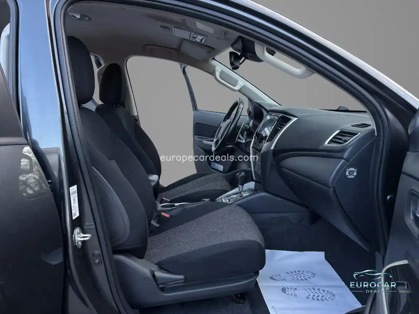 Mitsubishi L200