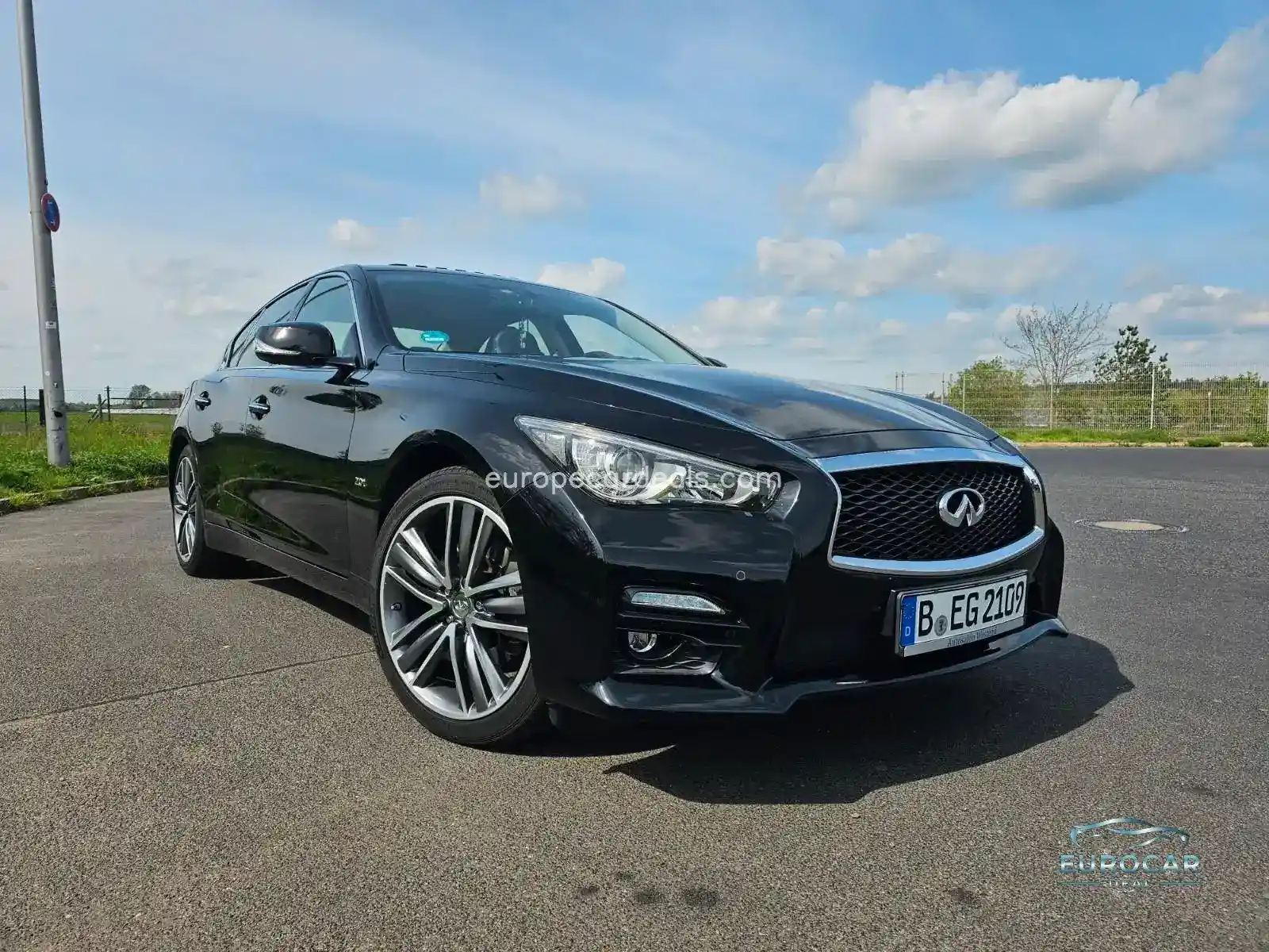Infiniti Q50