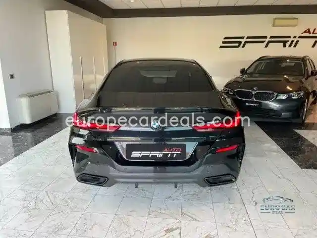 BMW 840