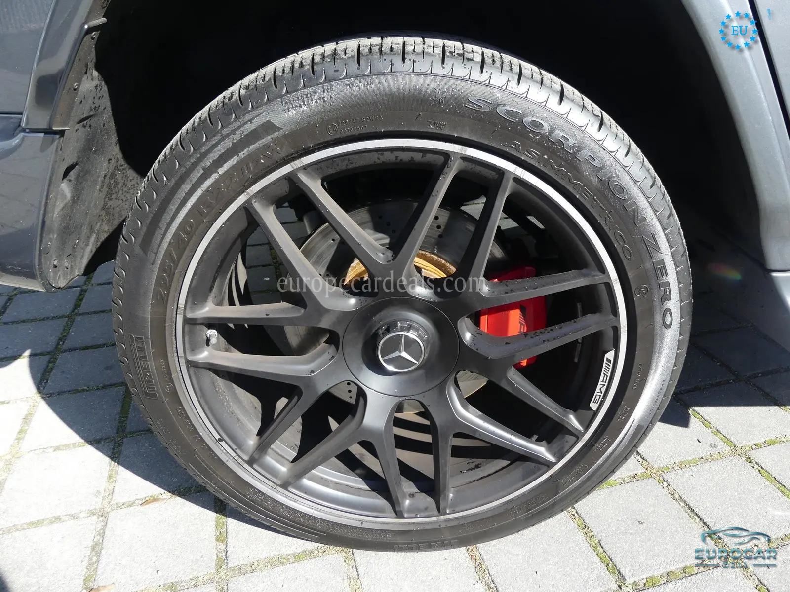 Mercedes-Benz G 63 AMG