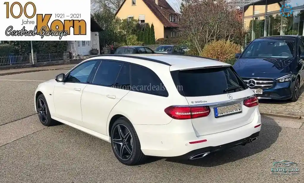Mercedes-Benz E 300