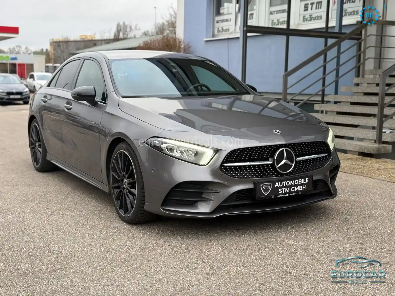 Mercedes-Benz A 220