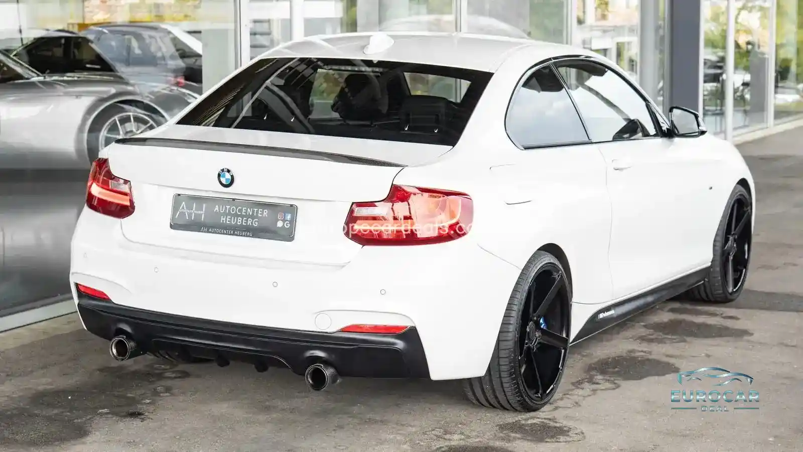 BMW M235