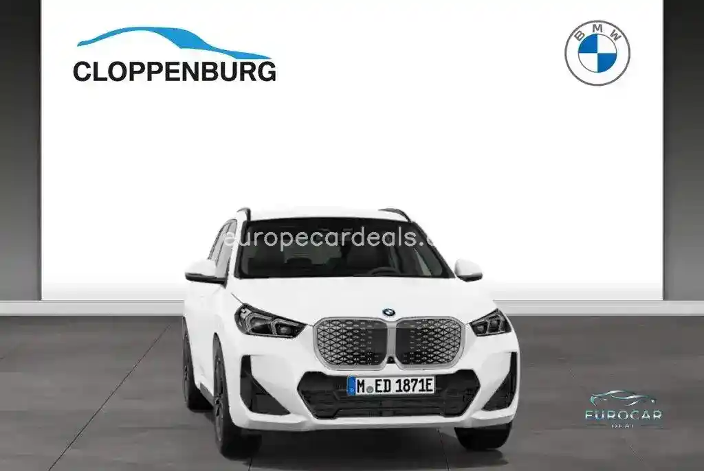 BMW iX1