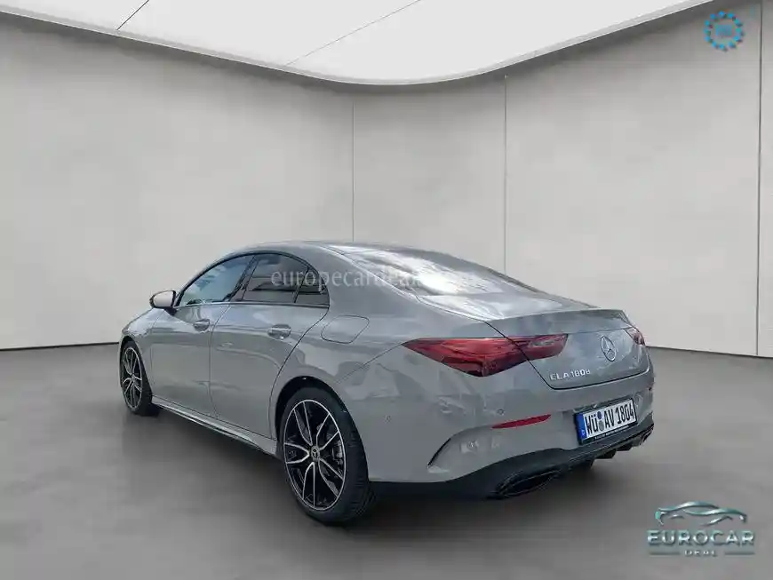 Mercedes-Benz CLA 180
