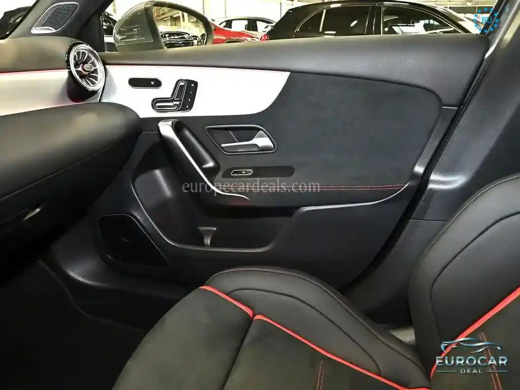 Mercedes-Benz A 35 AMG