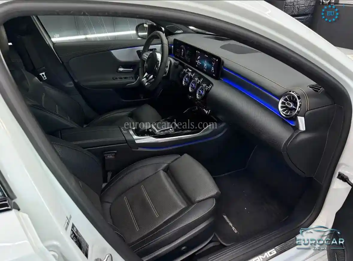 Mercedes-Benz A 45 AMG