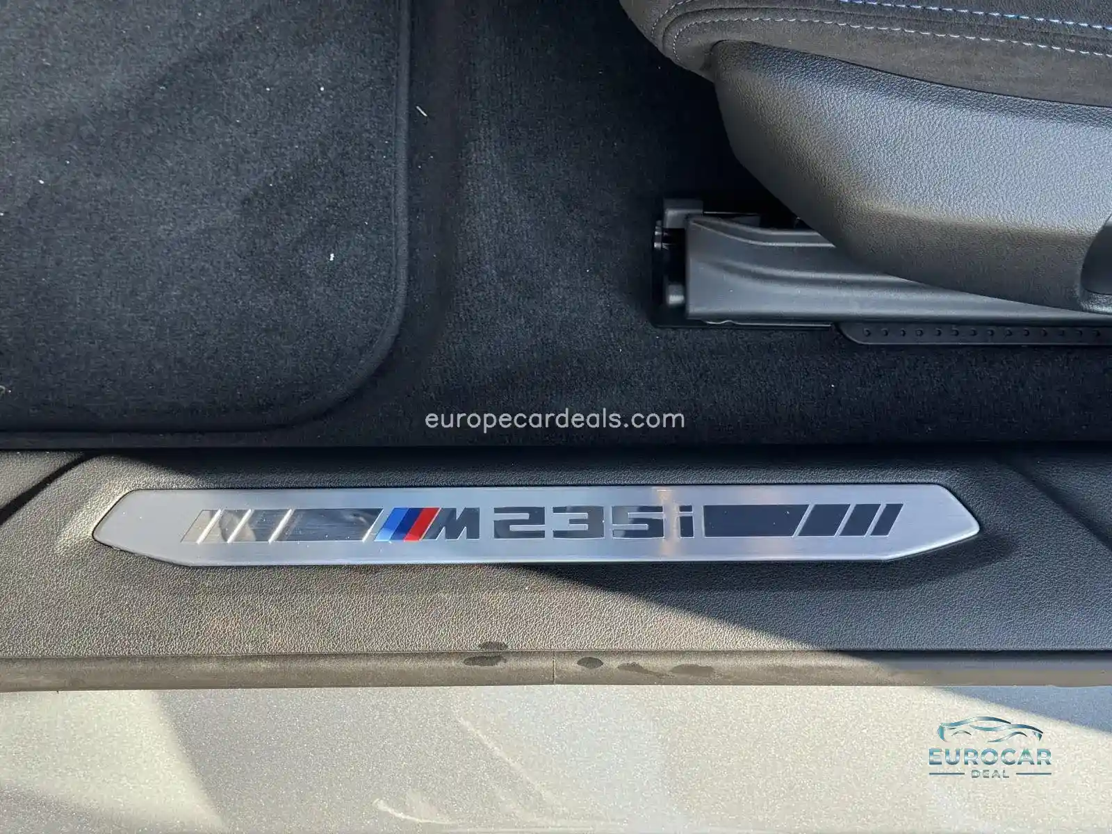 BMW M235