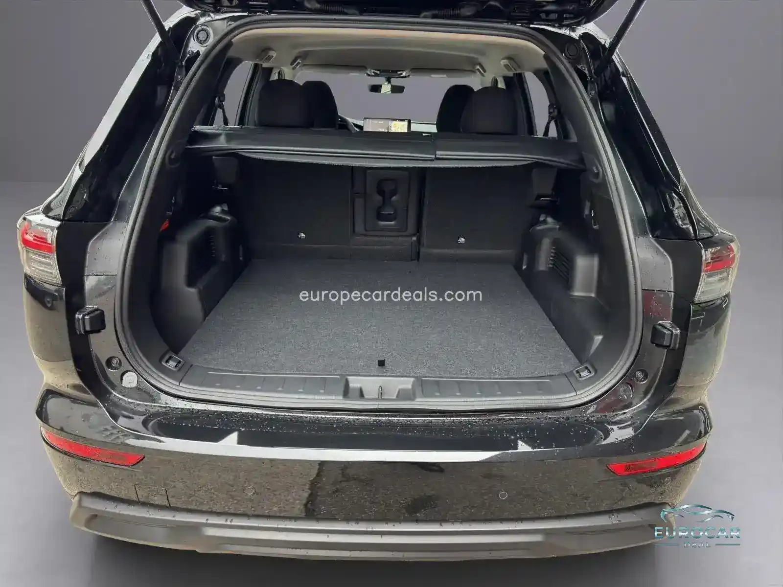 Mitsubishi Plug-in Hybrid Outlander