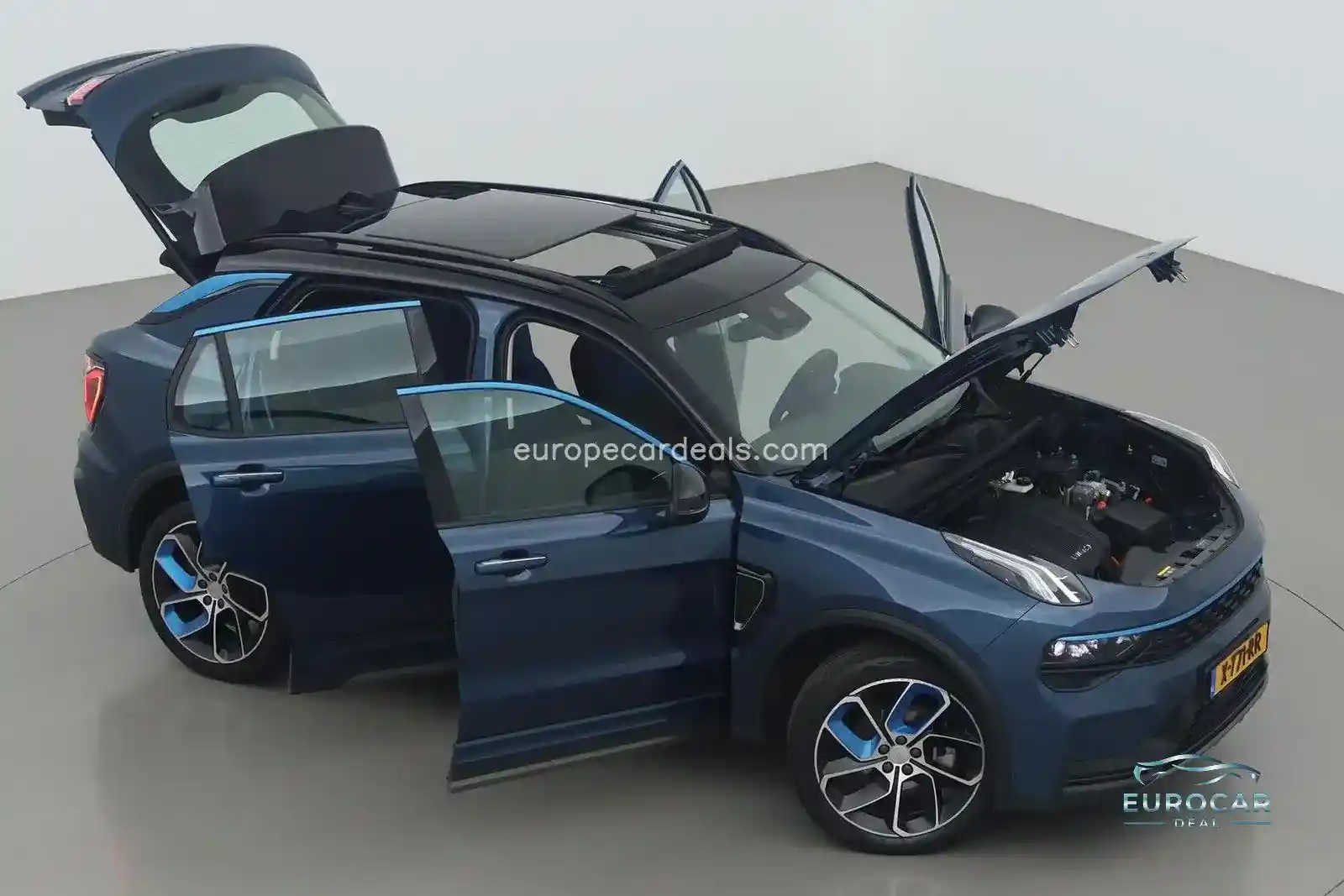 Lynk&Co 01