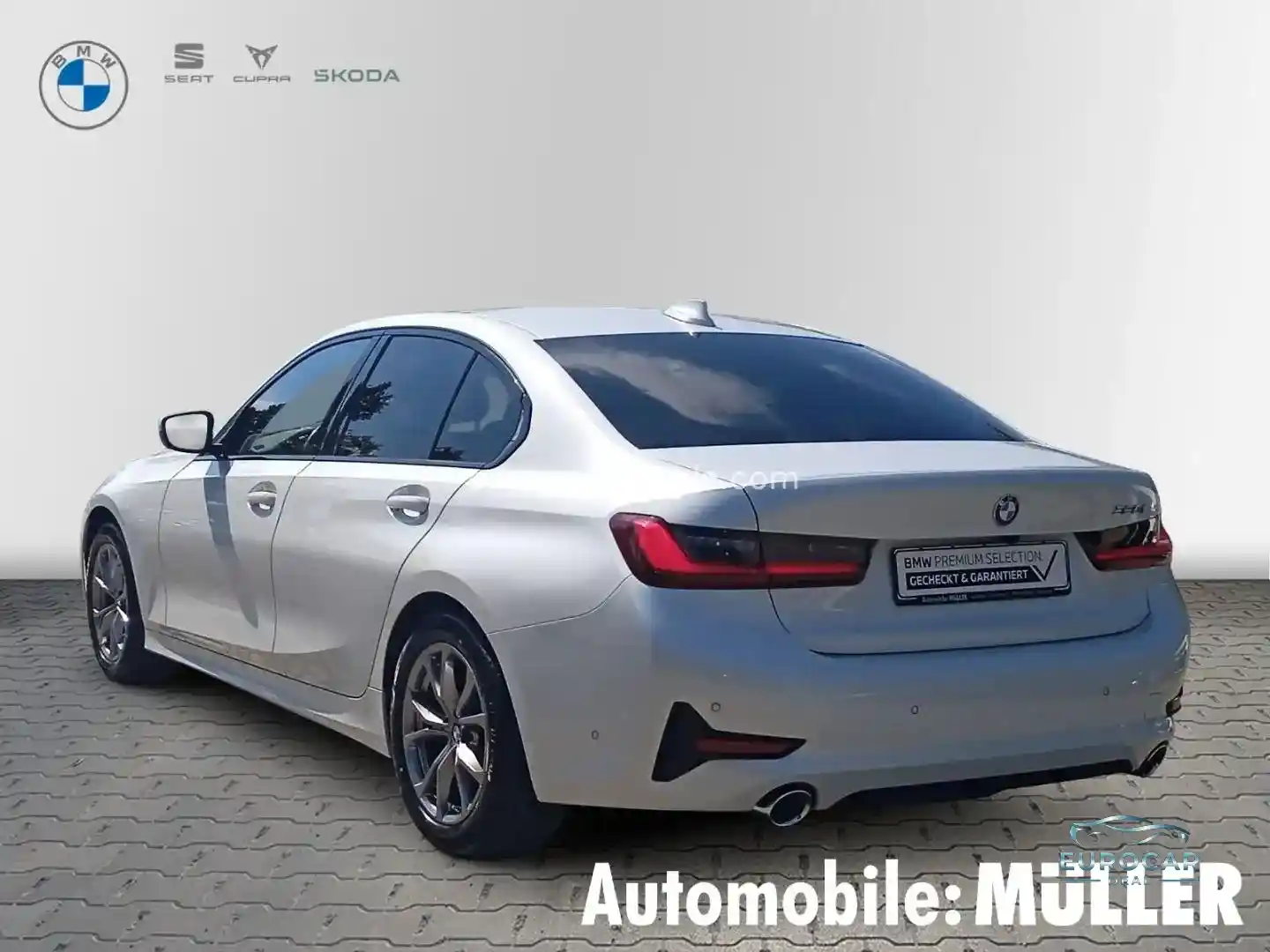 BMW 320