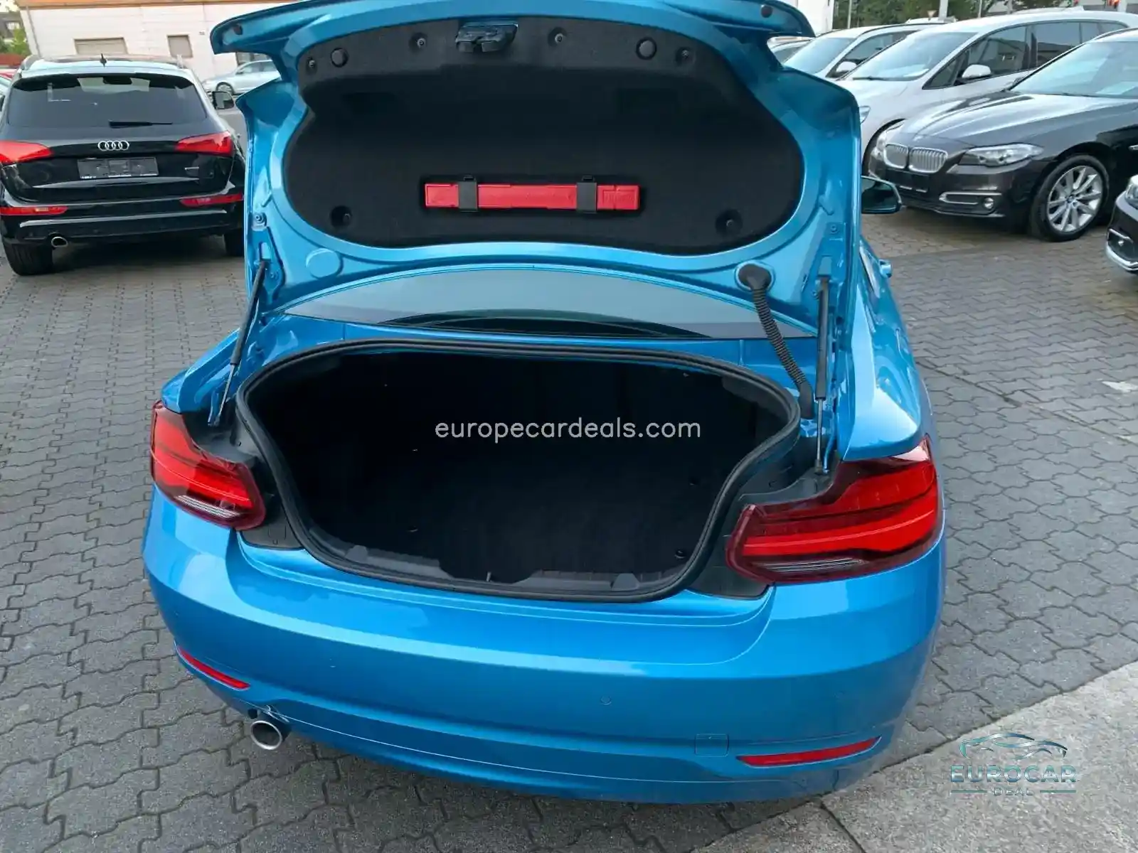 BMW 218