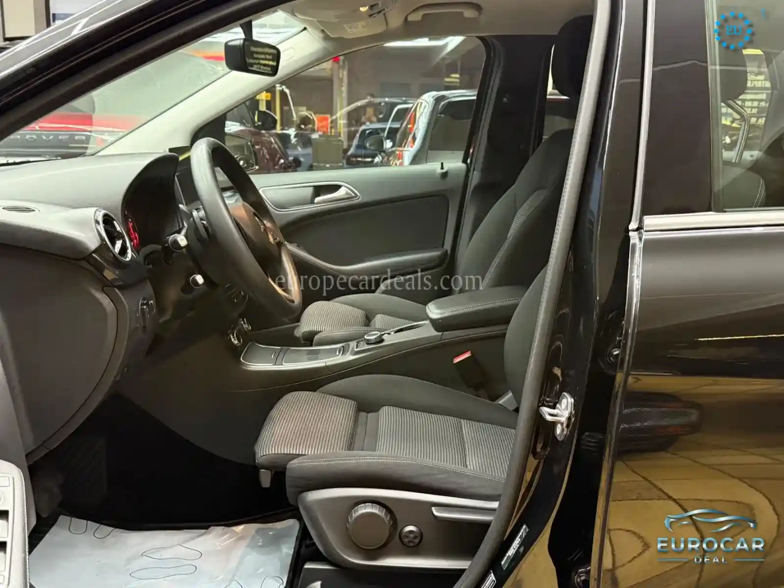 Mercedes-Benz B 200