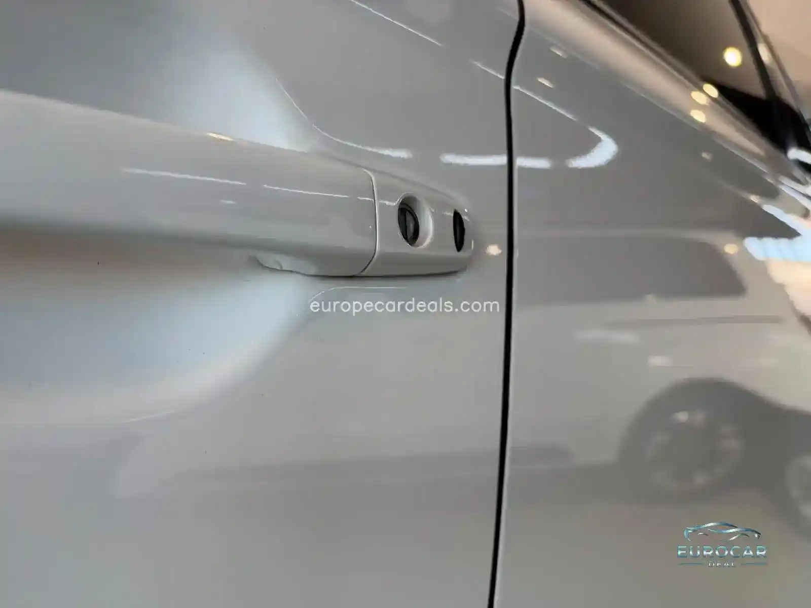 Mitsubishi Plug-in Hybrid Outlander