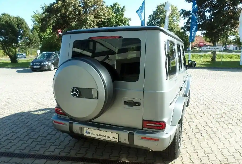 Mercedes-Benz G 450