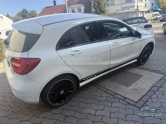 Mercedes-Benz A 180